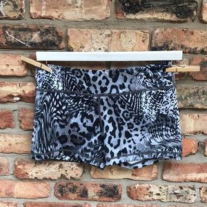 IAB MFG short size small